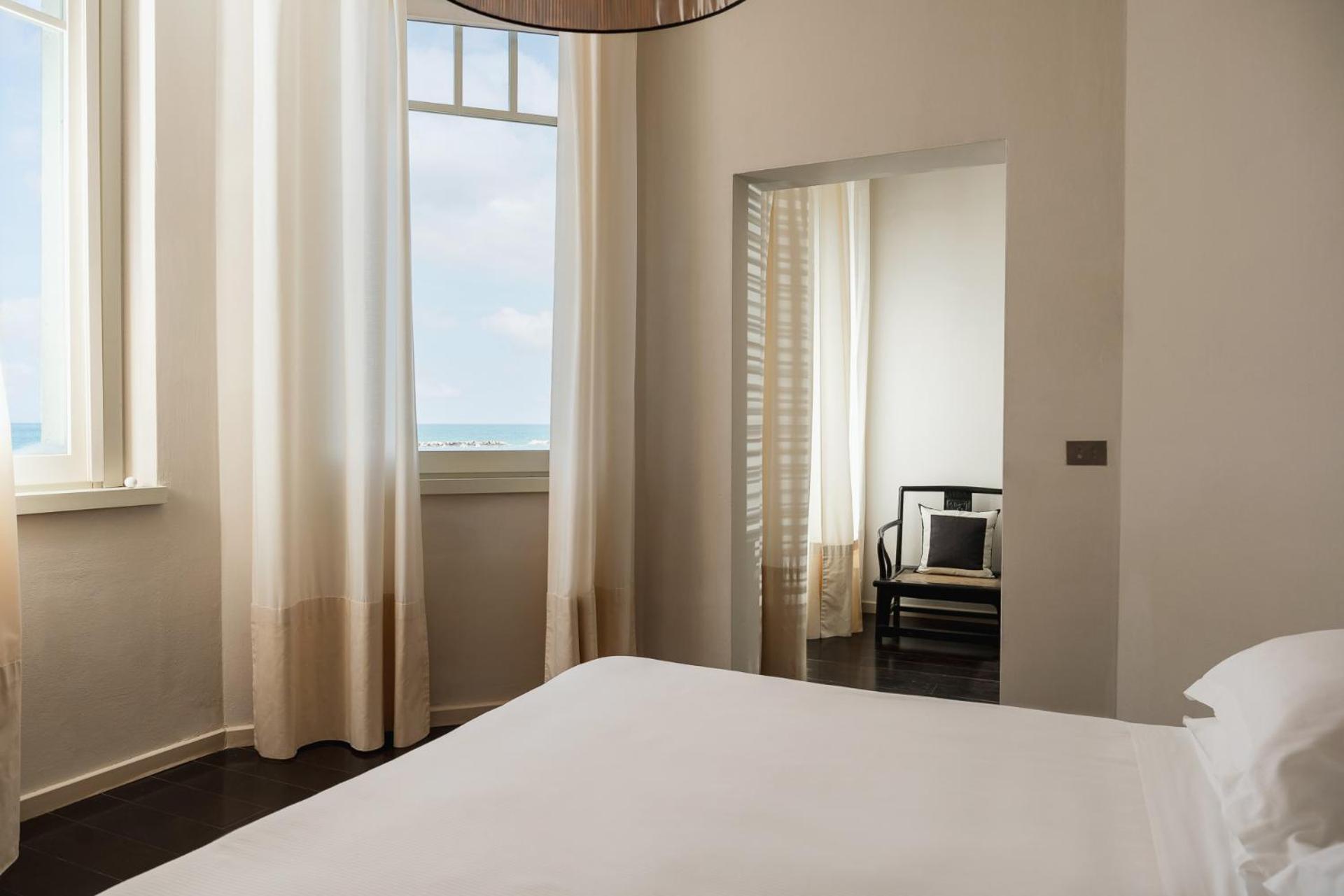 Carducci 76 Hotel 4*